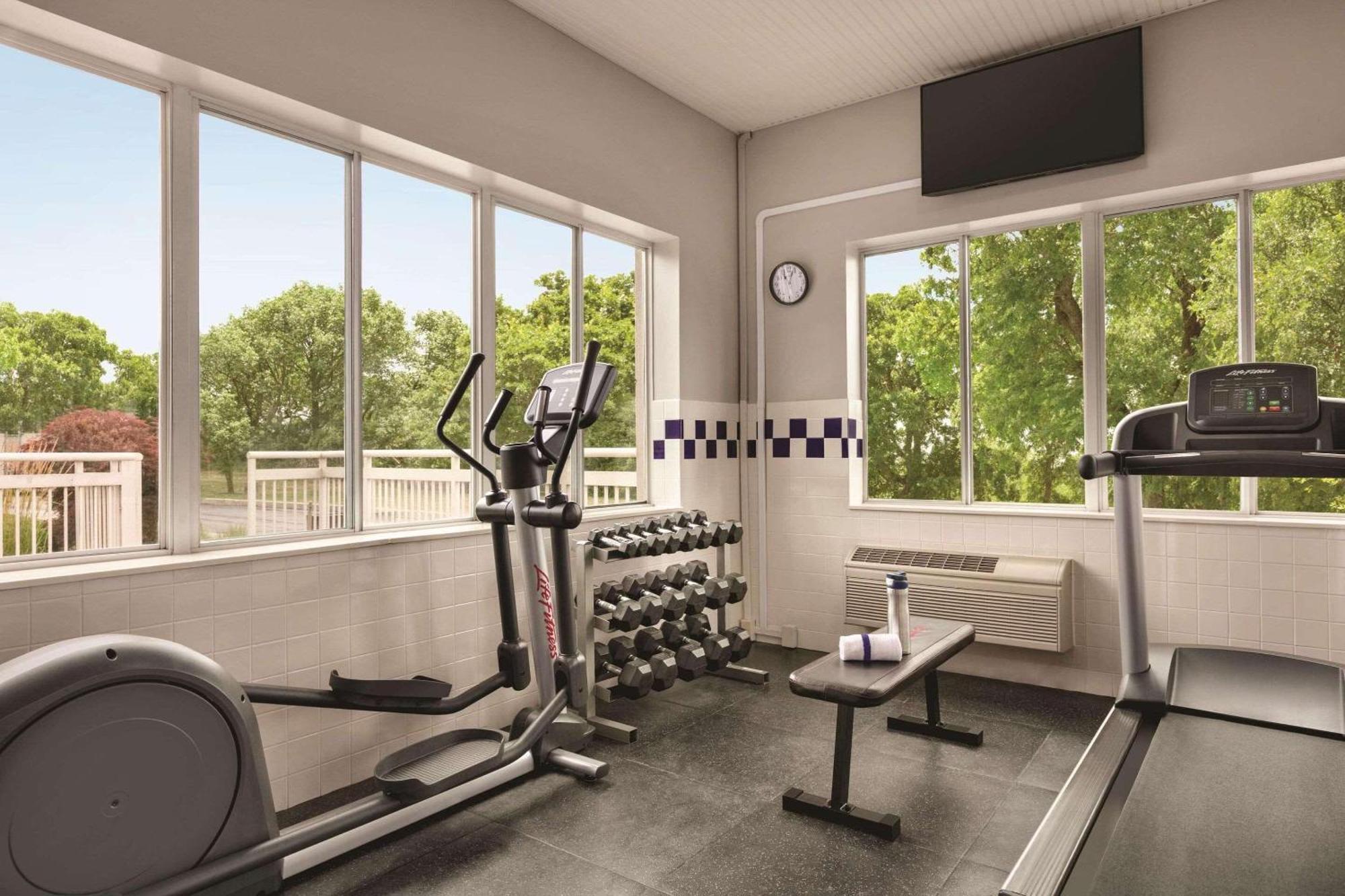 Country Inn & Suites By Radisson, Port Clinton, Oh Eksteriør bilde