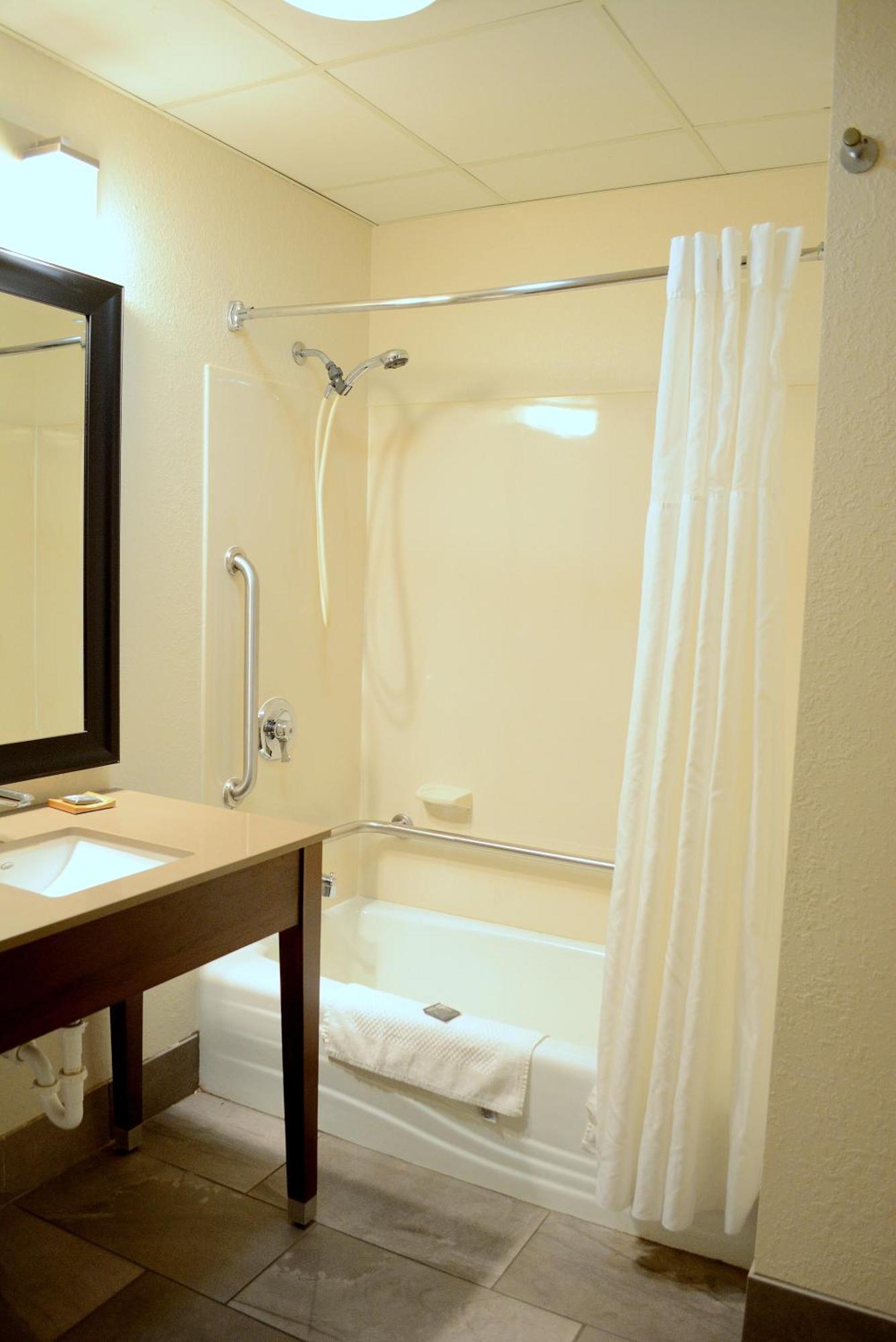 Country Inn & Suites By Radisson, Port Clinton, Oh Rom bilde